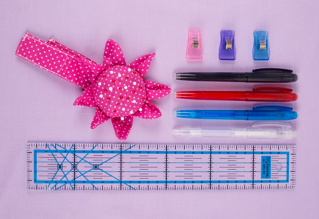 Gamma QRL-06 Линейка для пэчворка 15 см х 5 см в пакете с еврослотом пластик