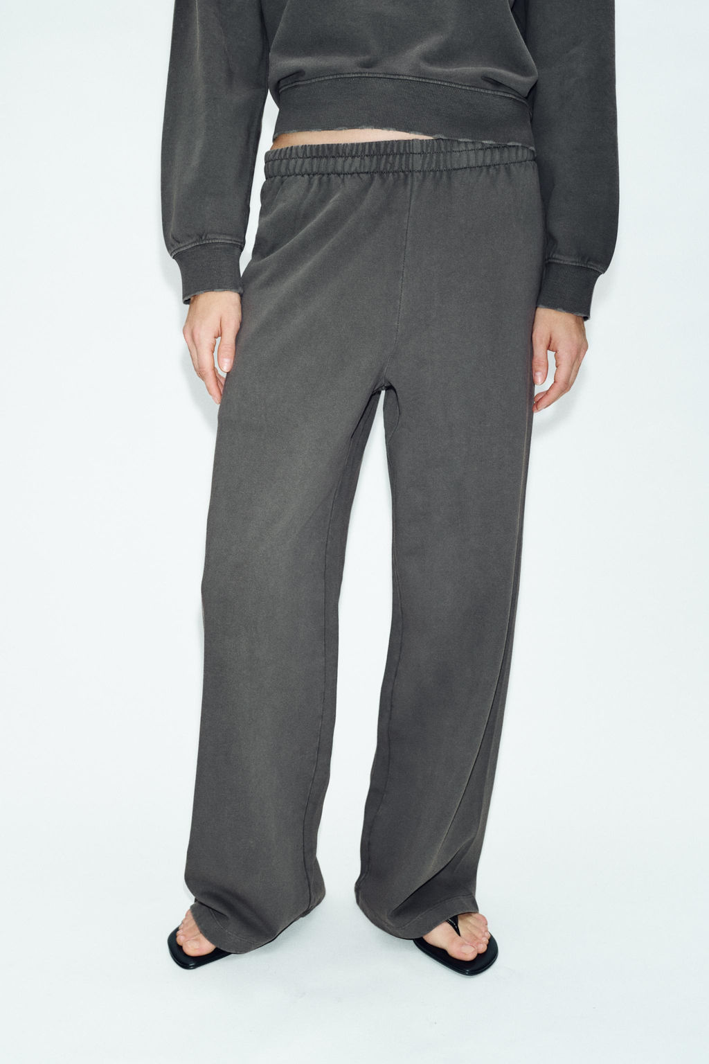 PANTAL?N ANCHO EFECTO LAVADO / Plomo - Zara фото 2