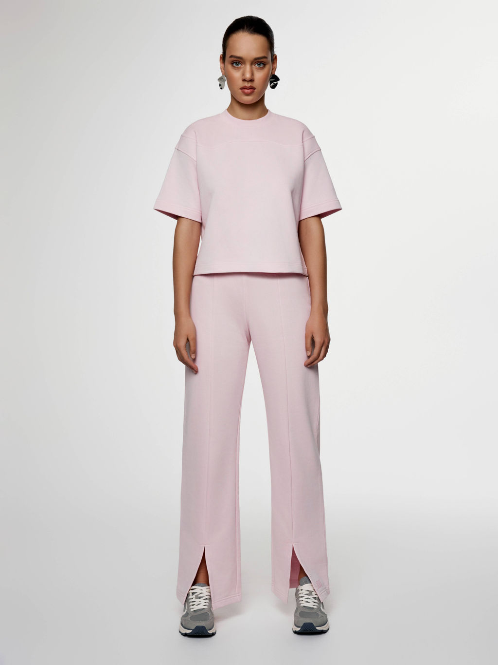 CONTE Брюки из футера с рельефными швами и разрезами LBK 2595 crystal pink