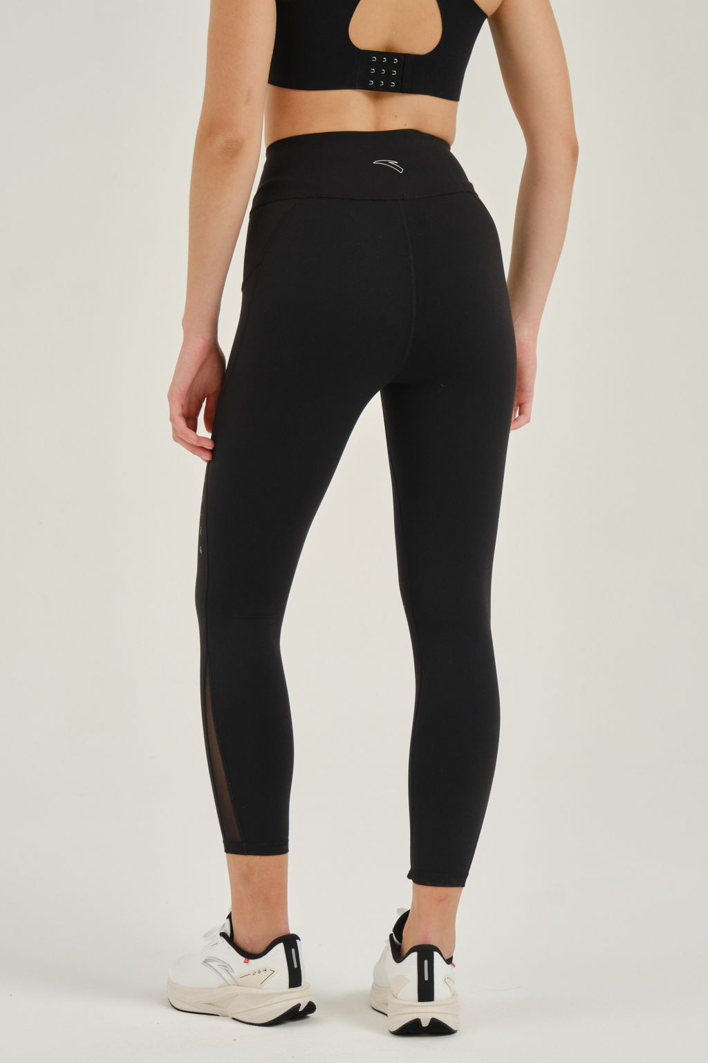 Тайтсы Черный