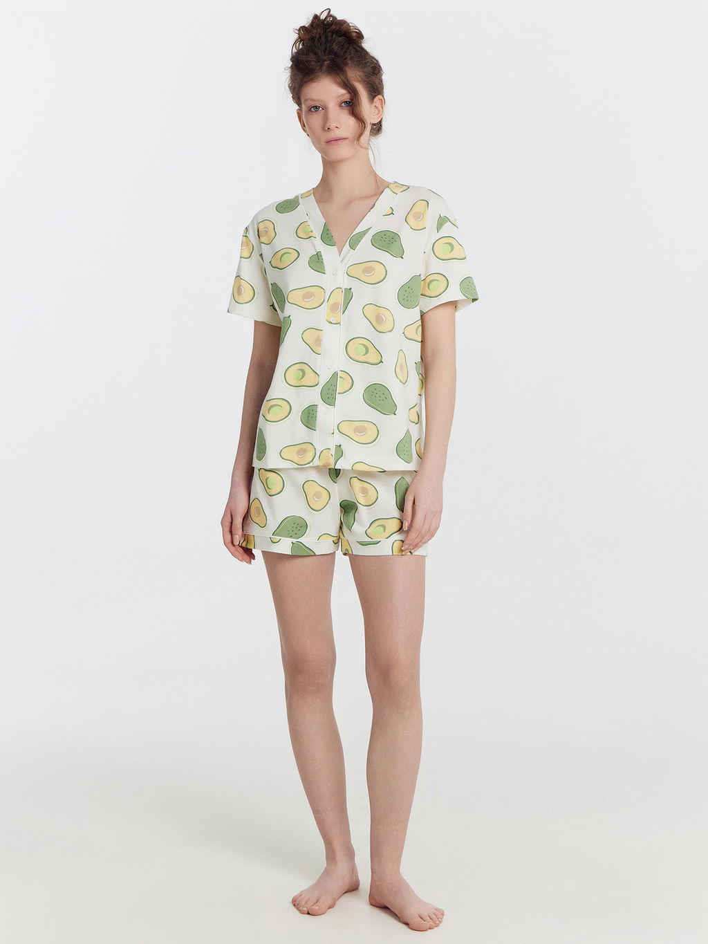 Комплект женский (жакет, шорты) молочно-бежевый с авокадо авокадо на св.молочном1 592348 - Mark formelle фото 4