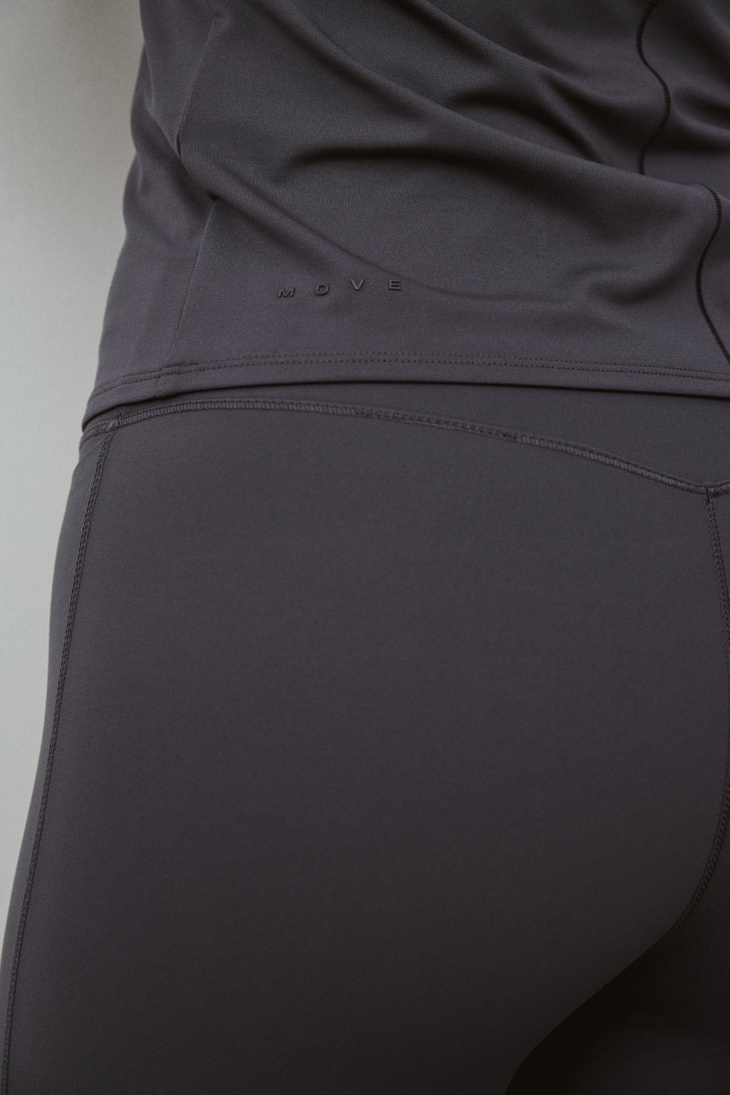 Top de deporte con DryMove - H&m фото 7