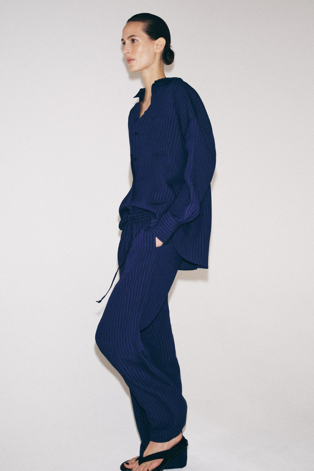 PANTAL?N PIJAMERO ESTRUCTURA ZW COLLECTION / Marino - Zara фото 4