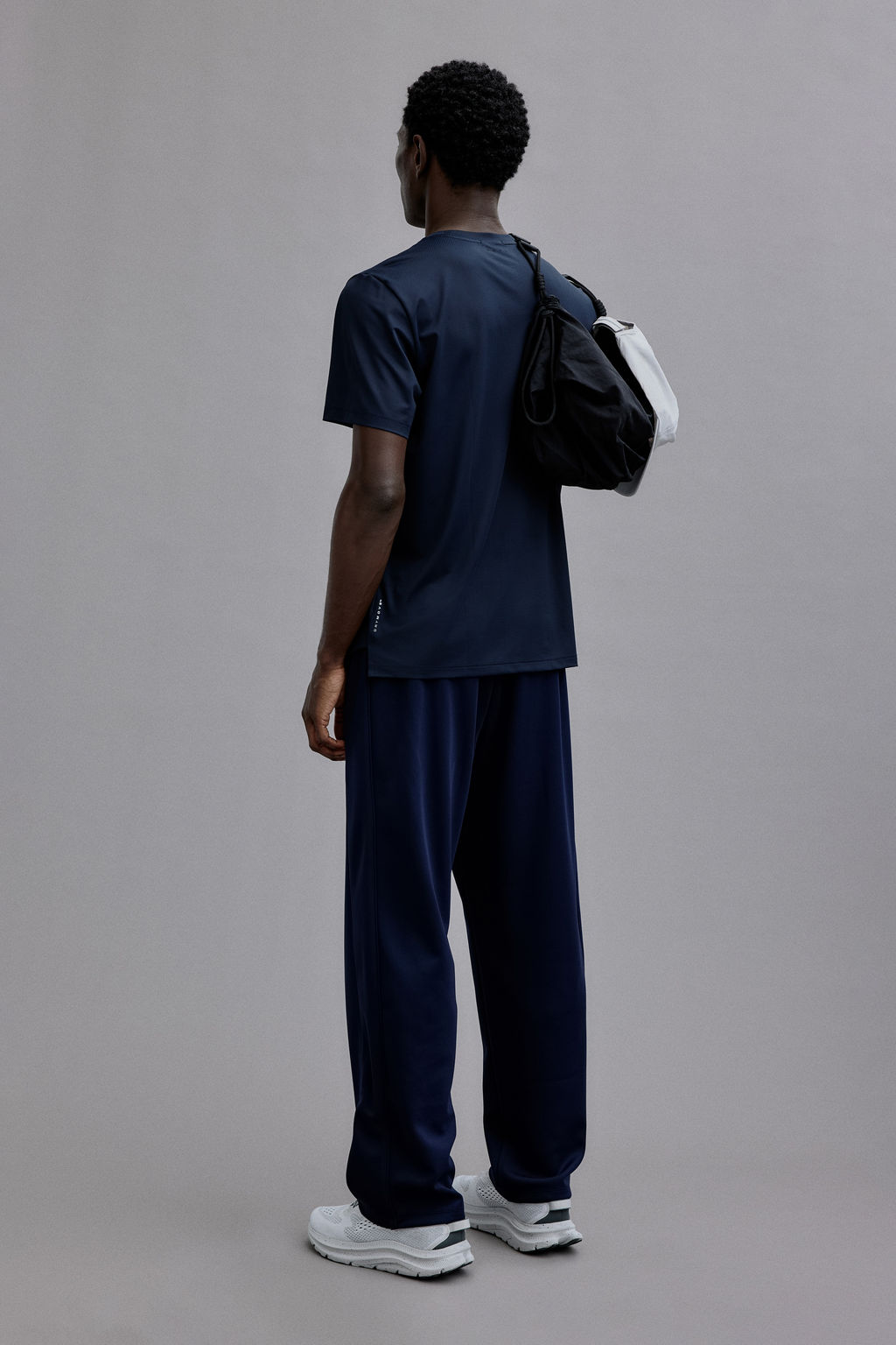 Camiseta de deporte de malla con DryMove - H&m фото 11