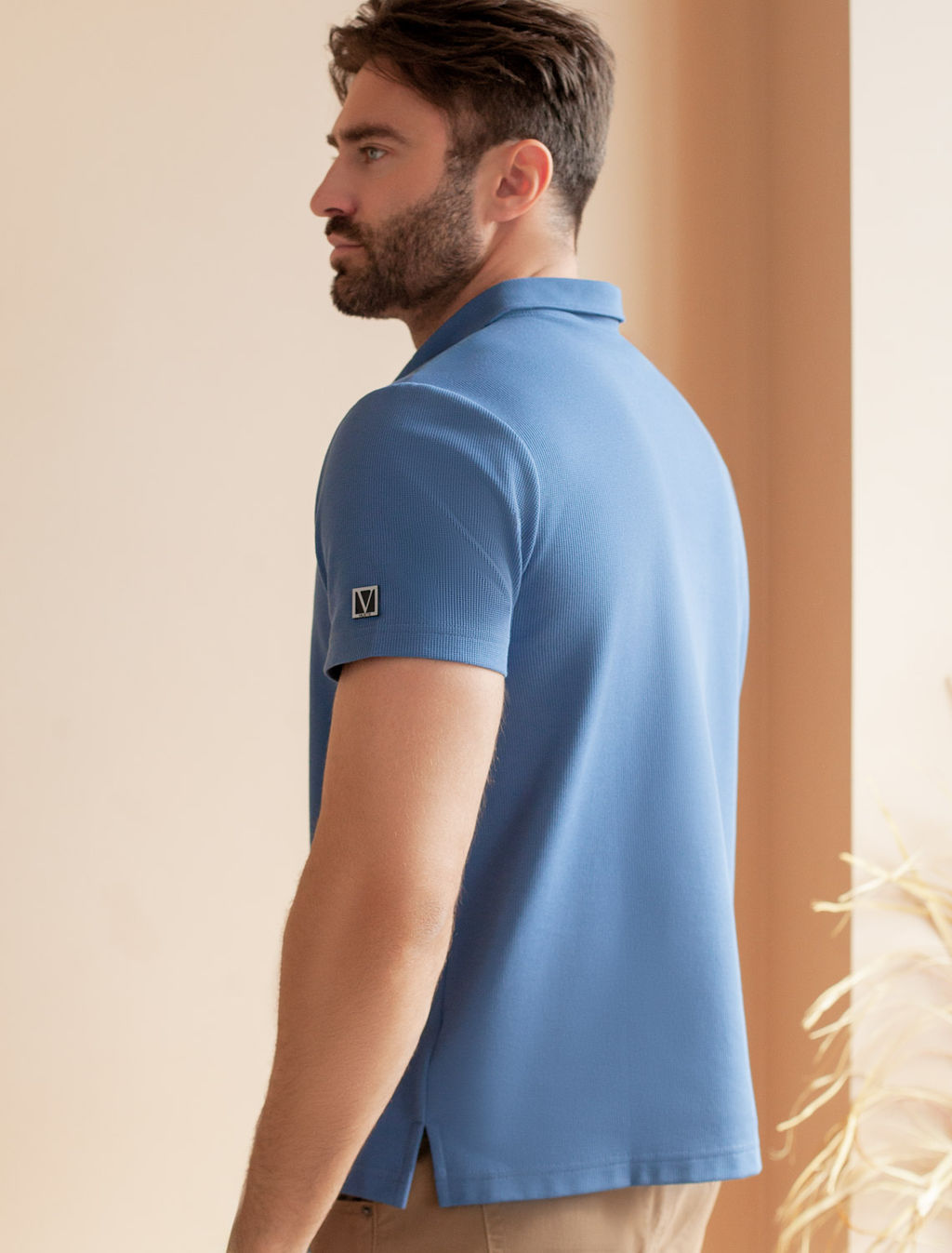 Футболка-поло из фактурного трикотажа - Vilatte фото 4