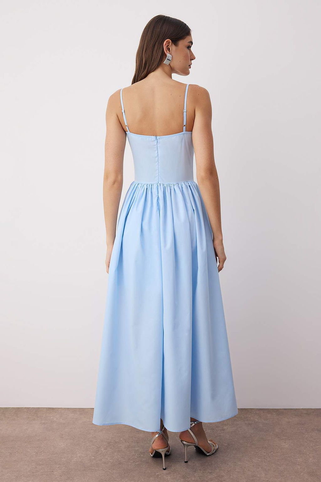 TRENDYOLMILLA Siyah A-Kesim Poplin Dokuma Midi S?k Elbise TPRSS24EL00294 фото 13