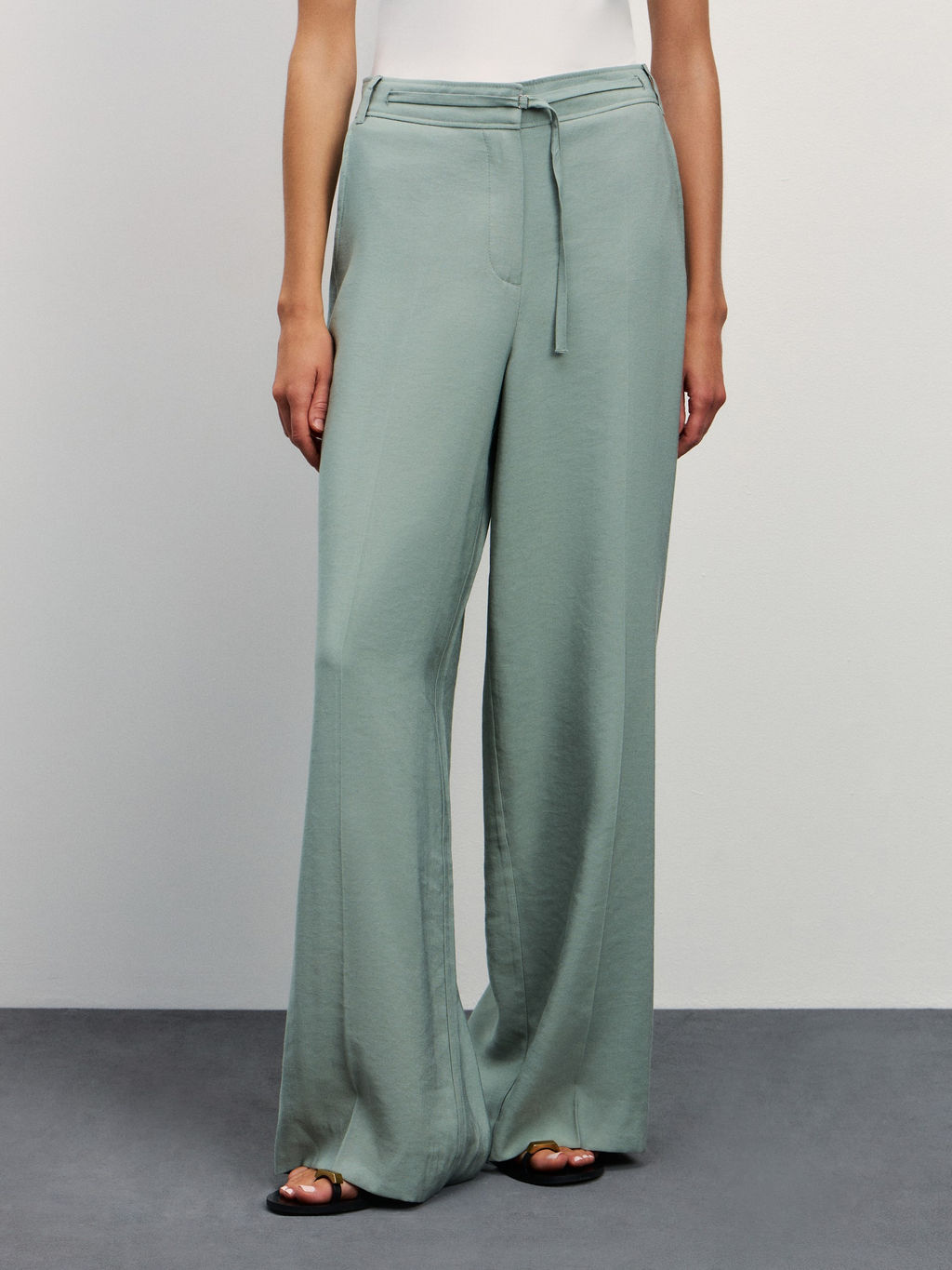 Брюки wide leg с декоративным поясом / Zarina фото 2