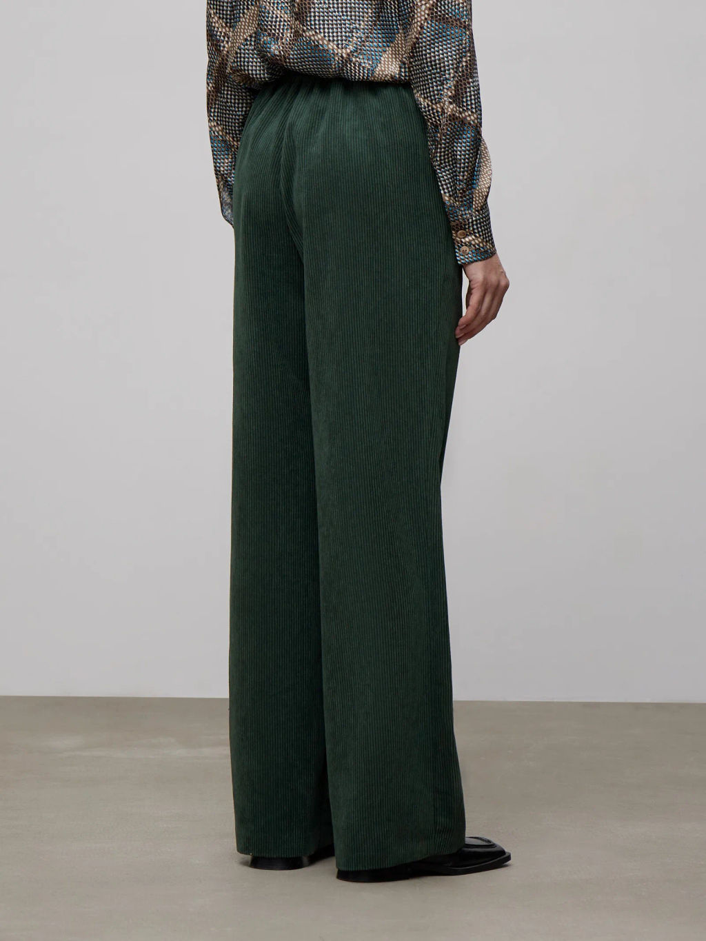 ЛУЧШАЯ ЦЕНА - Брюки прямого кроя D210/shelter - Emka фото 4