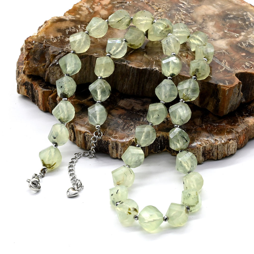 Бусы из Пренита овал витой с гранями 8*10мм, 44см Радуга камня