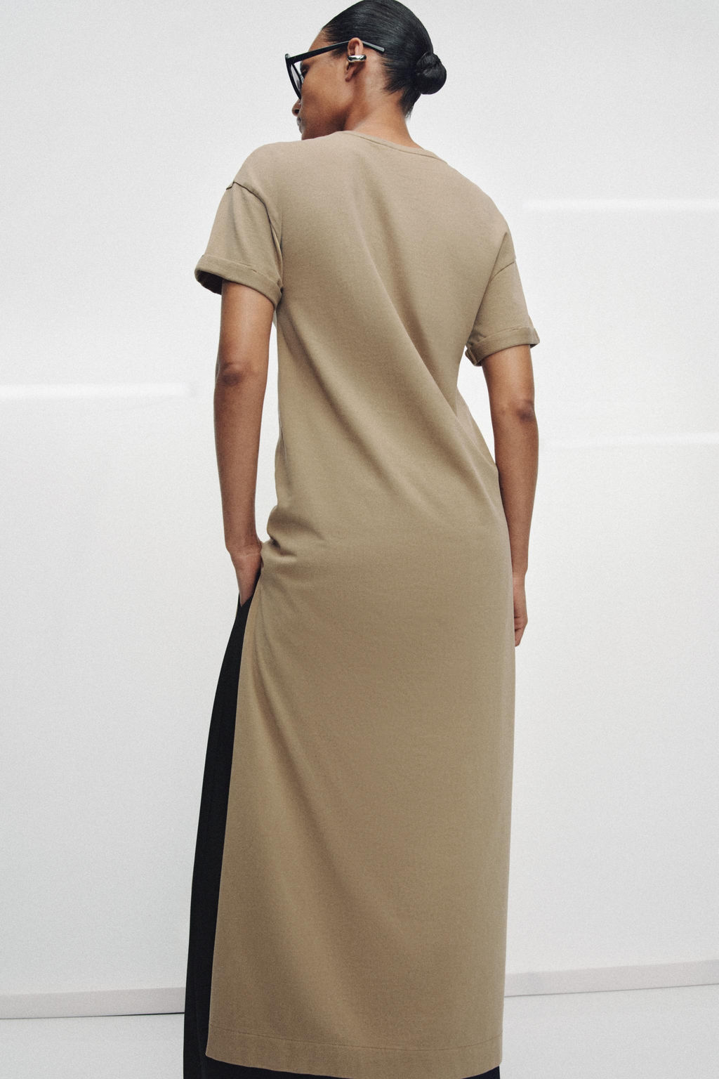 VESTIDO LARGO ABERTURA / Tostado - Zara фото 3