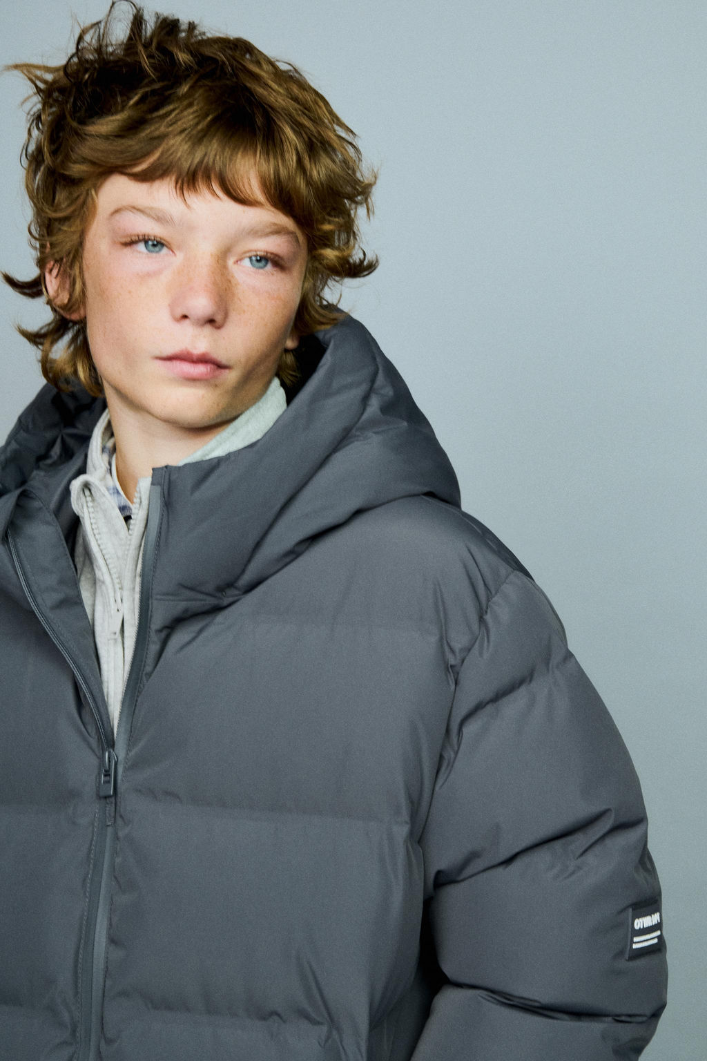 ABRIGO ACOLCHADO ETIQUETA WATER REPELLENT / Gris - Zara фото 12