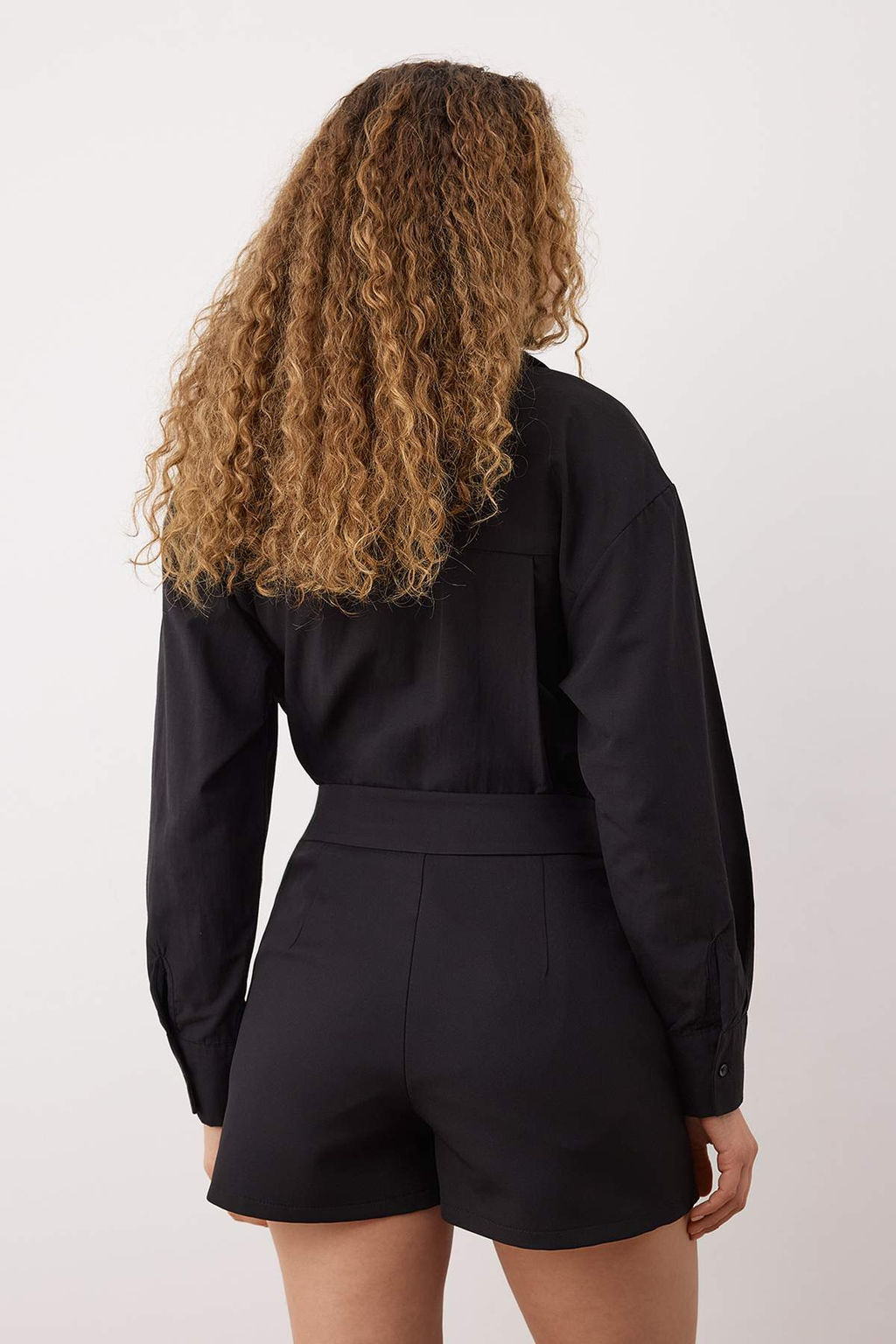 Koyu Kahverengi Dugme Detayl? Mini Sort Etek Sort & Bermuda TWOAW26SR00027 - Trendyolmilla фото 10