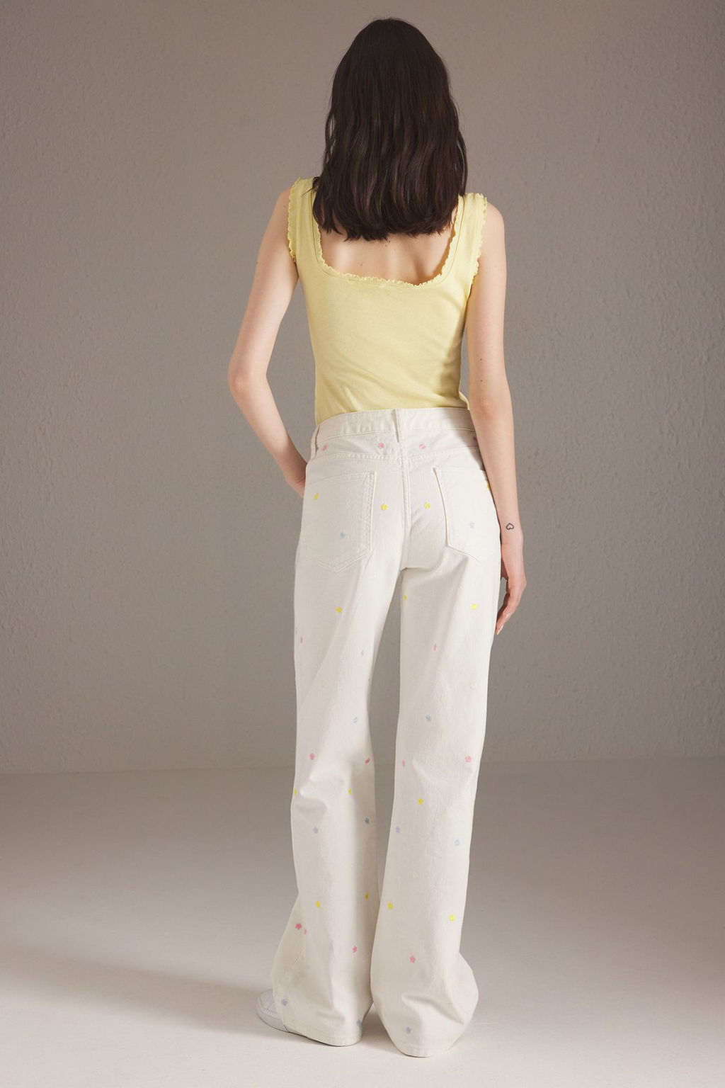 Beyaz Cicek Nak?sl? Normal Bel Wide Leg Jeans TWOSS25JE00232 - Trendyolmilla фото 5