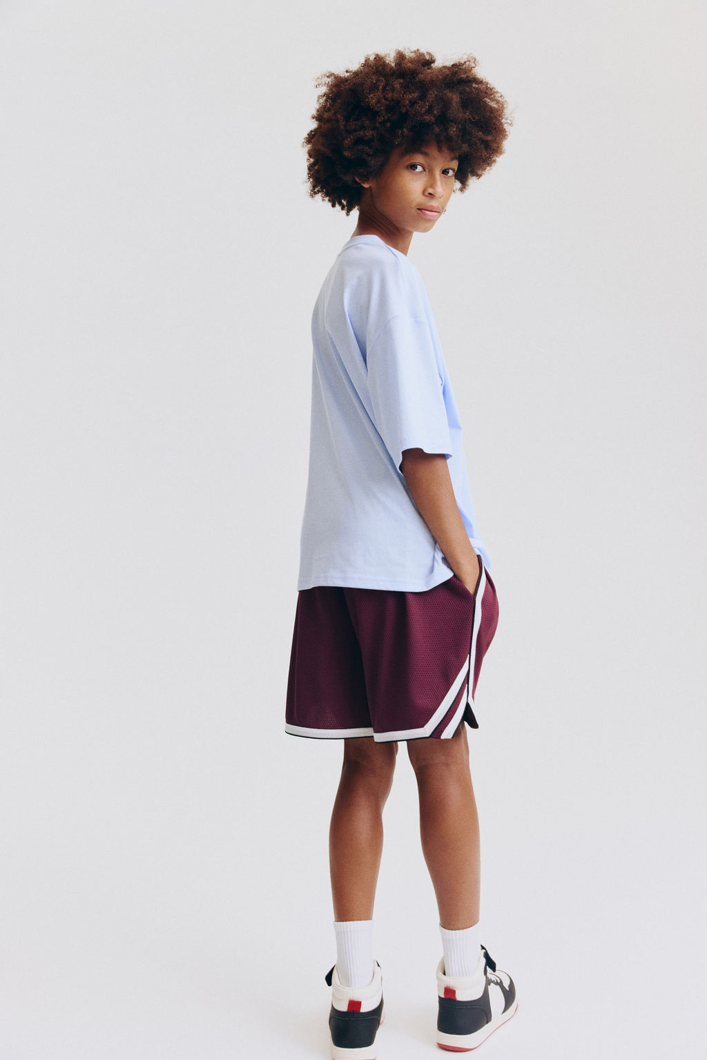 Pantal?n corto de b?squet con DryMove Regular Fit - H&m фото 6