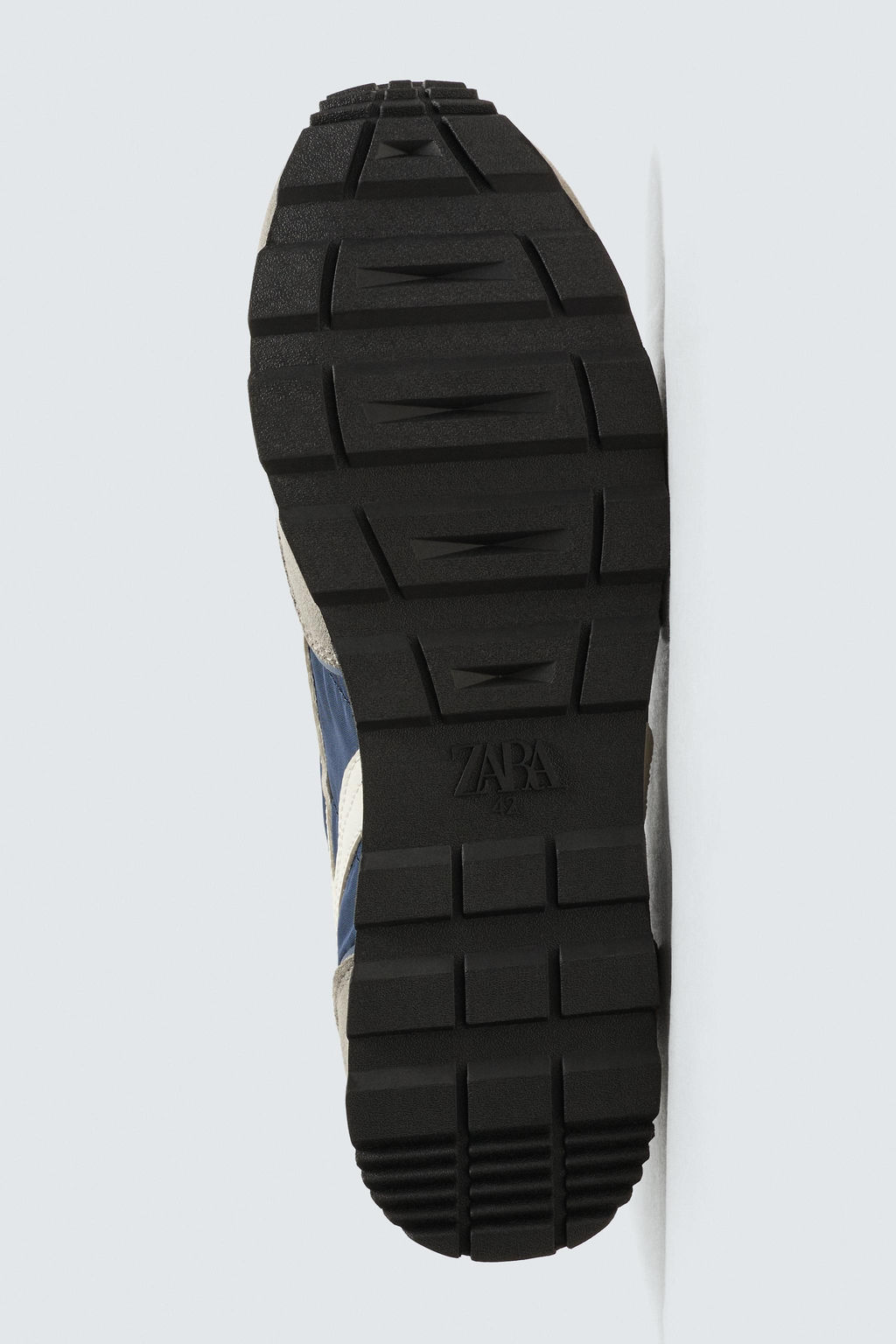 RETRO STYLE TRAINER - Zara фото 4