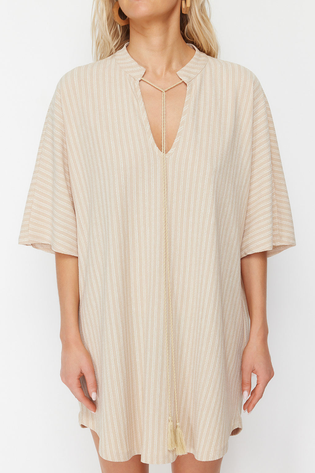 Bej Orme Puskul Plaj Mini Elbise TBESS23EL00080