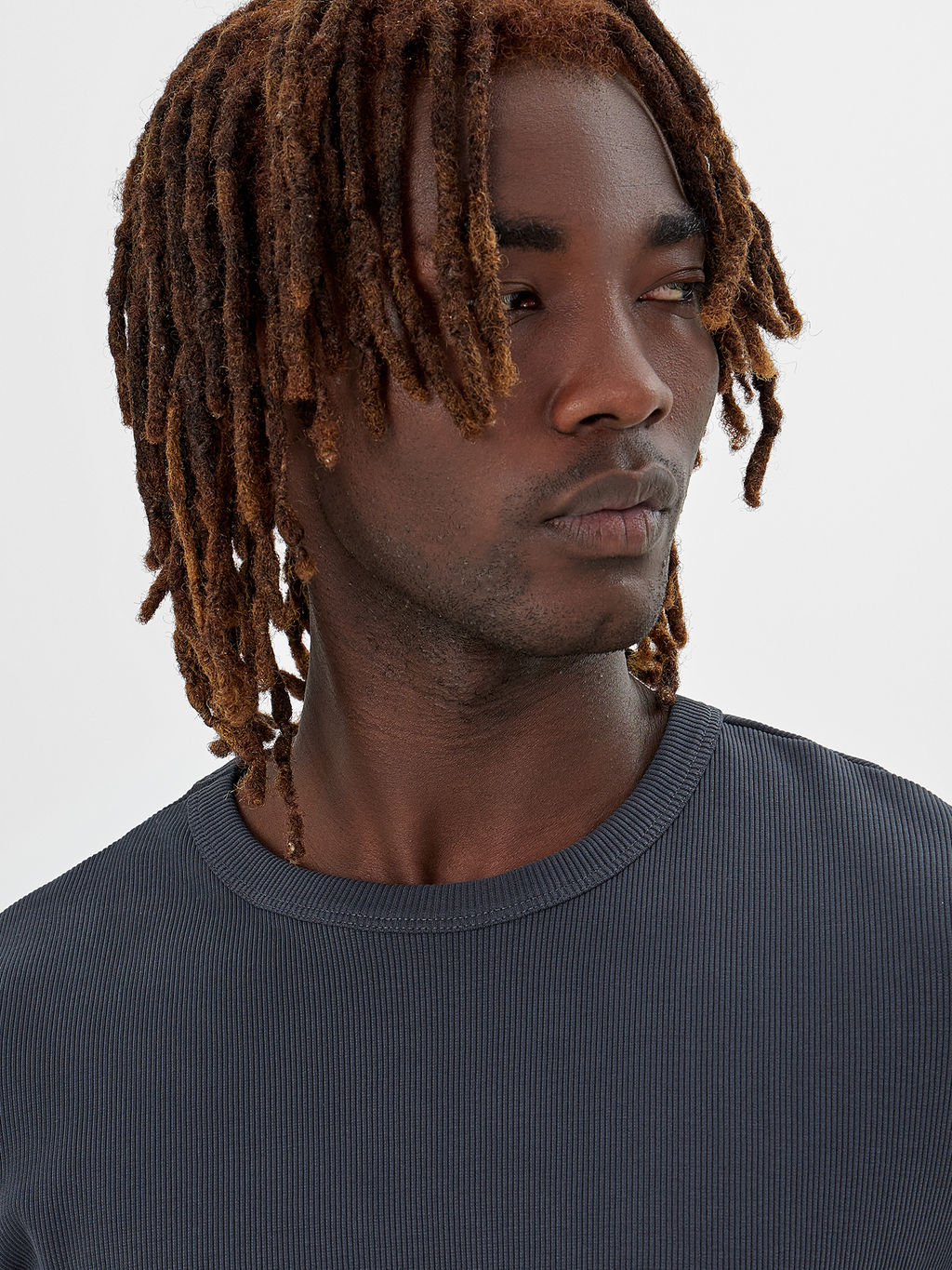 Футболка мужская Mark Formelle серая  фото 4