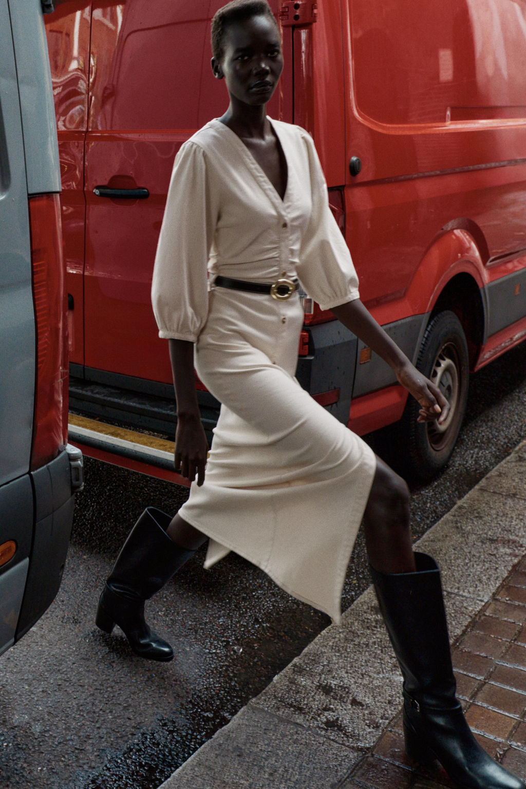 MIDI DRESS WITH PUFF SLEEVES AND BELT - Zara фото 6