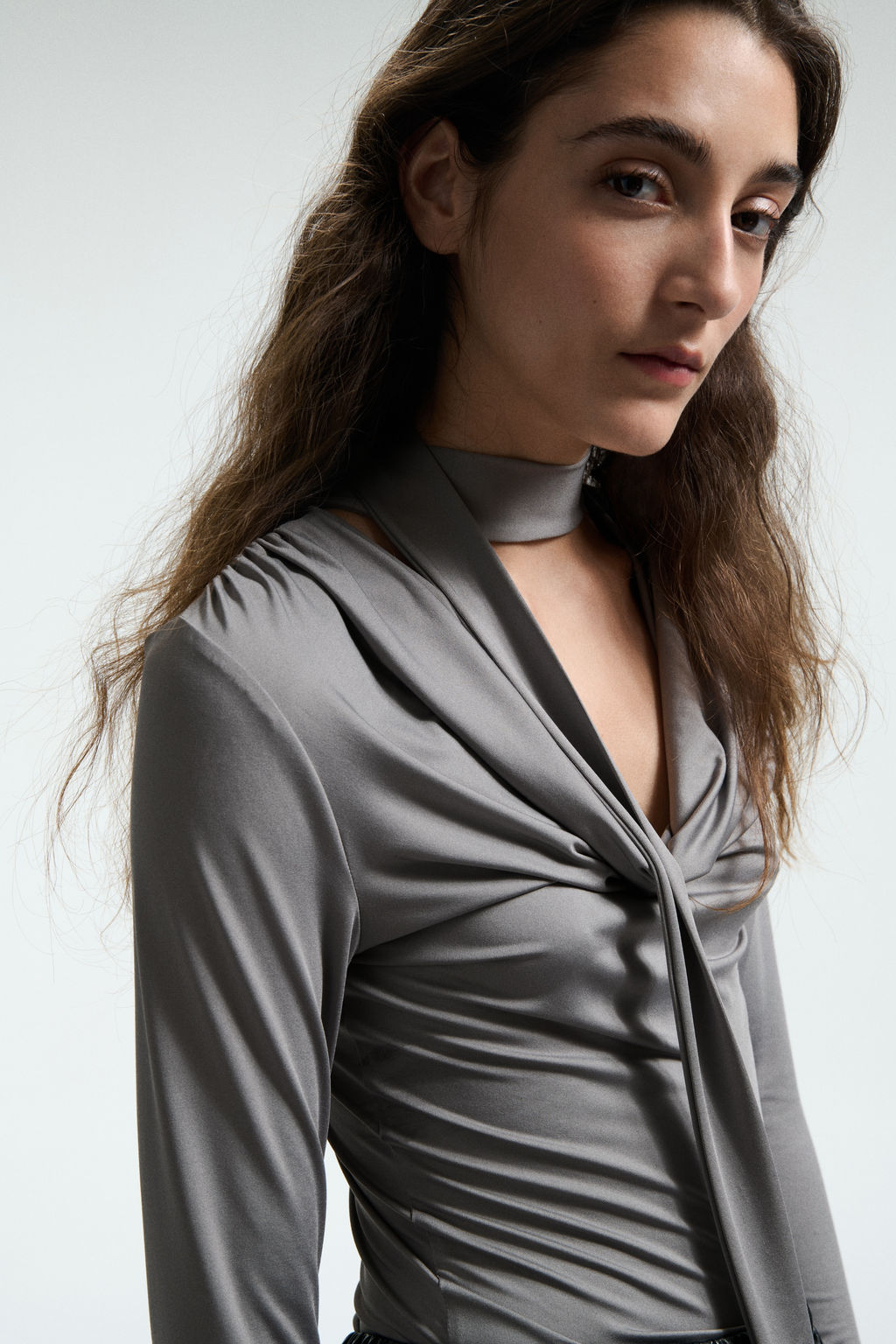 Top con detalle de fular - H&m фото 7