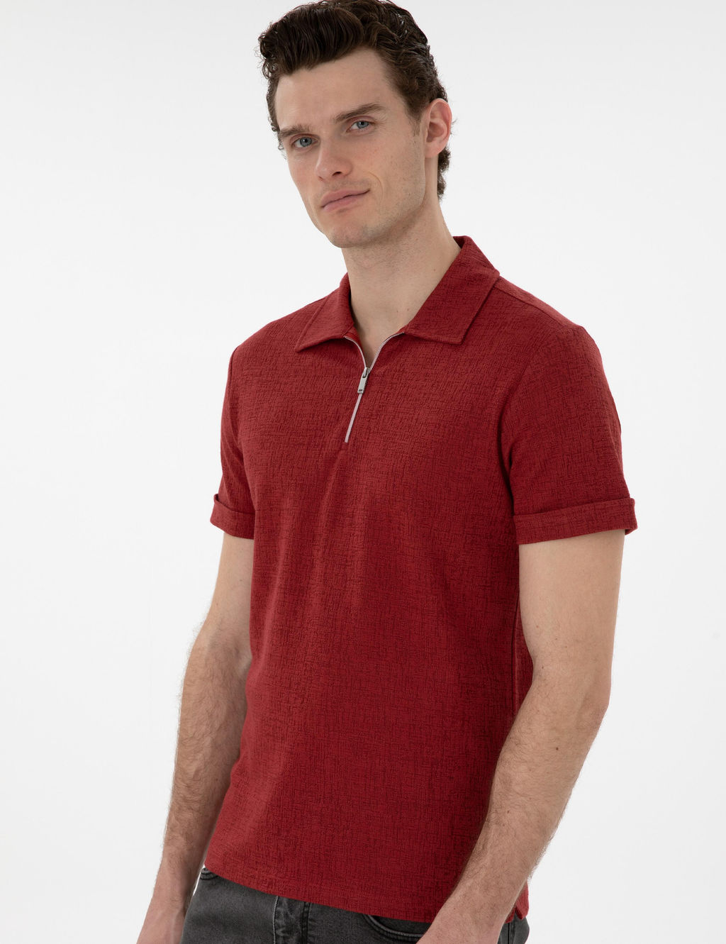 Nar _i_e_i Slim Fit Ti__rt