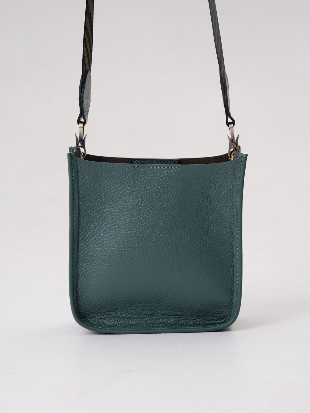 Сумка кожаная на плечо Azaro 30996 минт