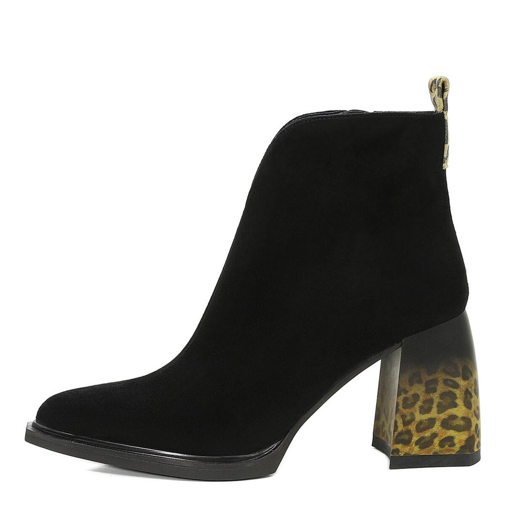 Ботинки женские