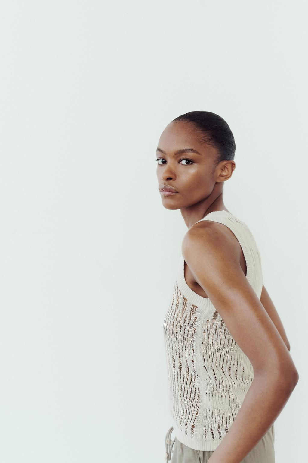 SLEEVELESS METALLIC THREAD KNIT TOP - Zara фото 4