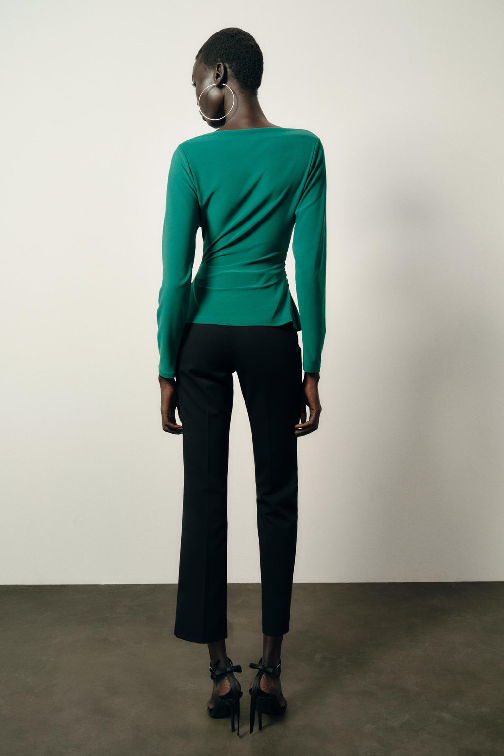 DRAPED WAIST TOP - Zara фото 5