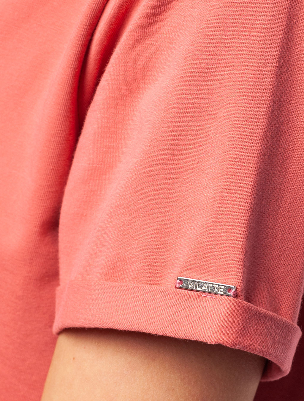 VILATTE / Футболка из премиального хлопка с авторским принтом  фото 4