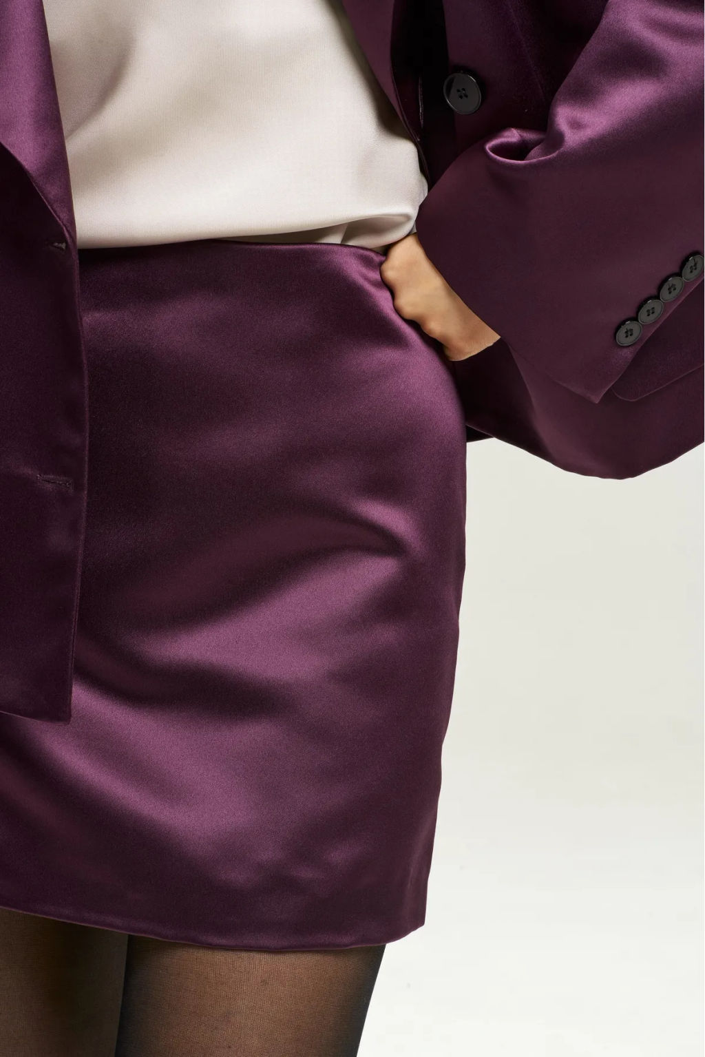 Юбка-мини атласная Plum