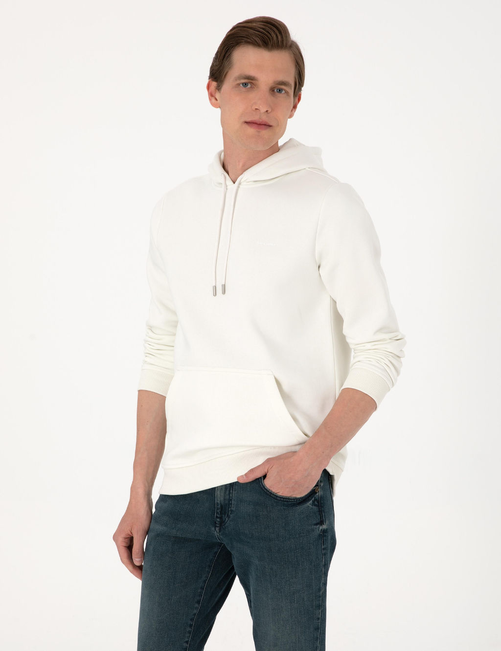 Beyaz 2 _plik Regular Fit __i Polarl_ Kap__onlu Basic Sweatshirt