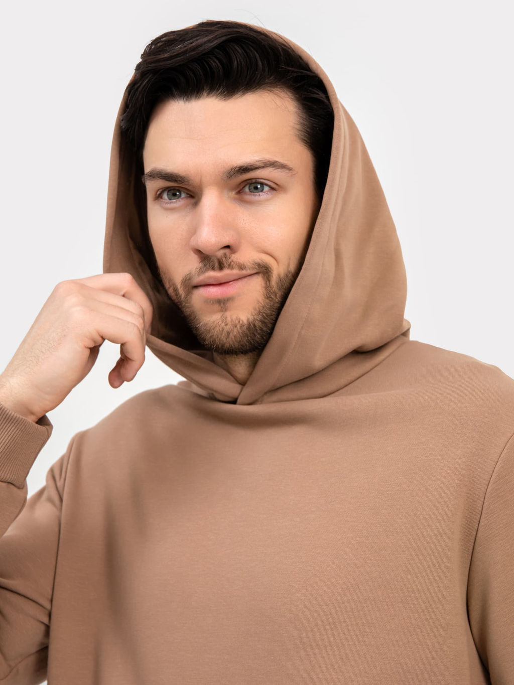 Худи мужское в коричневом цвете карамель 121751-2