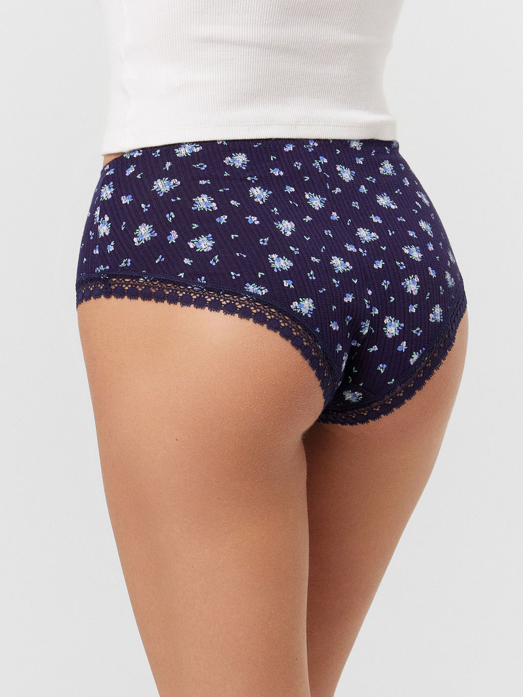 Цена за 2 штуки! Трусы женские шортики темно-синие с цветочками цветочки на т.синем 412611 - Mark formelle фото 4