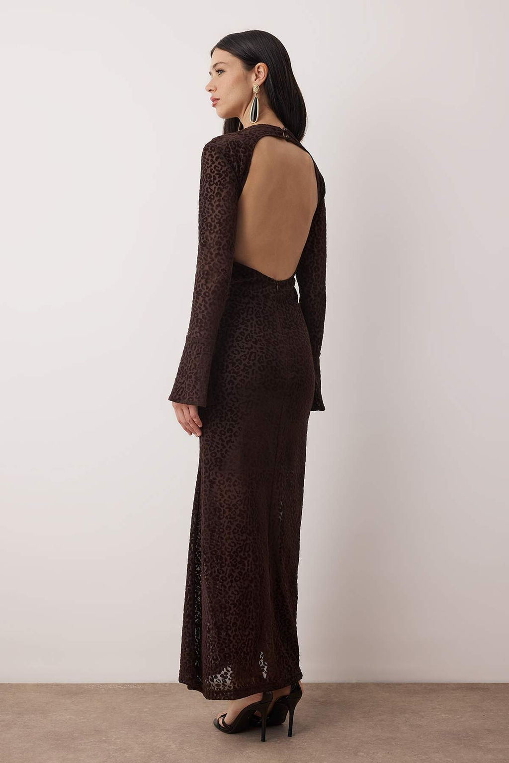 TRENDYOLMILLA Siyah Flok Bask?l? Tul Midi Boy Astarl? Elbise TPRAW25EL00165  фото 10