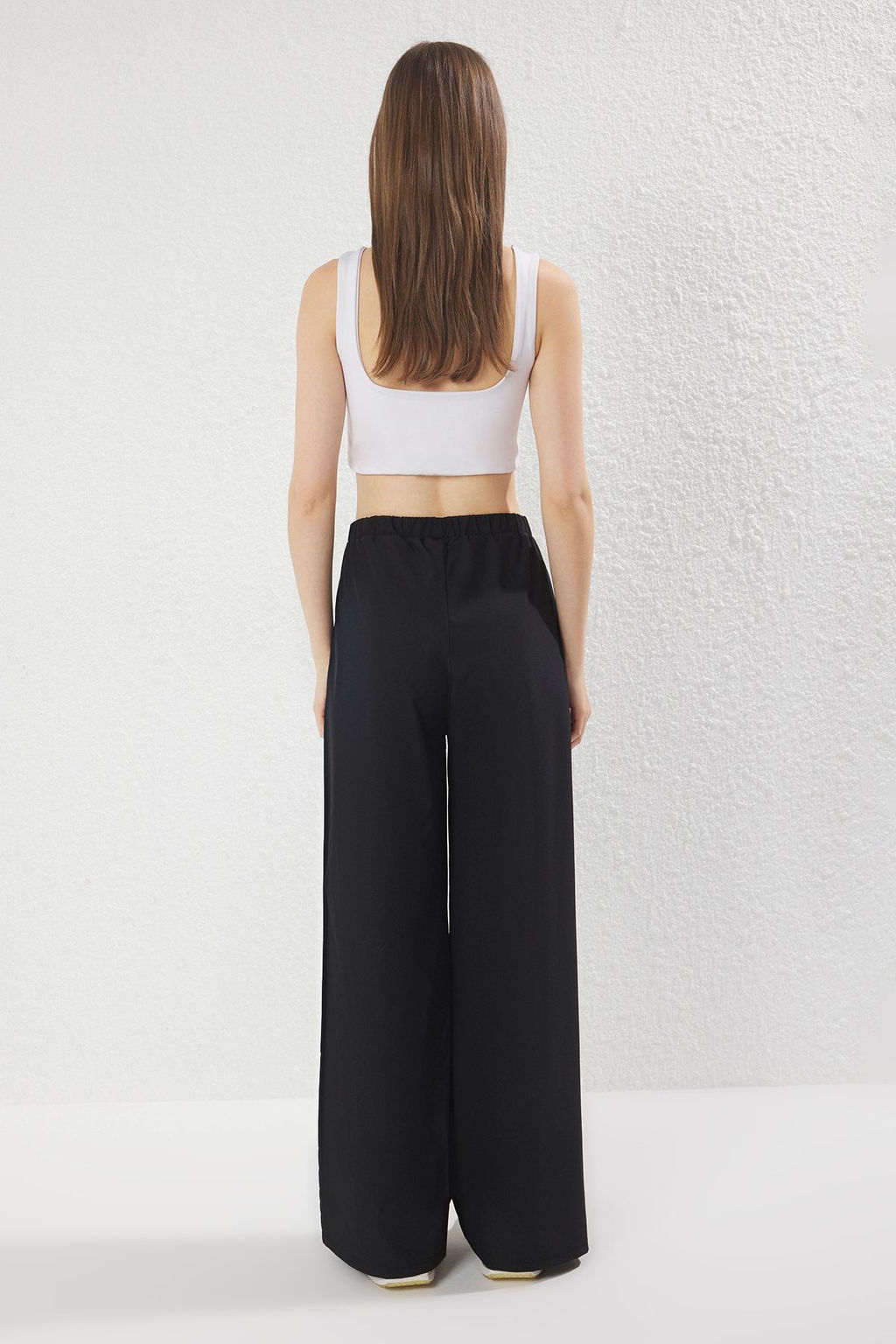 Siyah Spor Likra Fermuarl? Cep Detayl? Yazl?k Rahat Spor Orme Esofman Alt? THMSS25EA00007 - Trendyolmilla фото 4