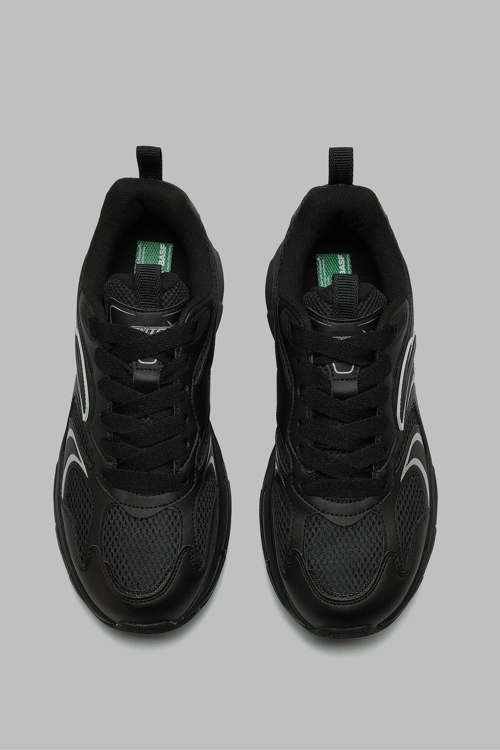 Кроссовки LifeStyle Черный/Серебристый