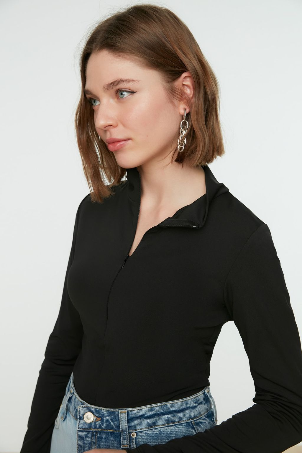 TRENDYOLMILLA Siyah Fermuarl? Dik Yaka Uzun Kollu Esnek C?tc?tl? Orme Body TWOAW21BD0070  фото 2