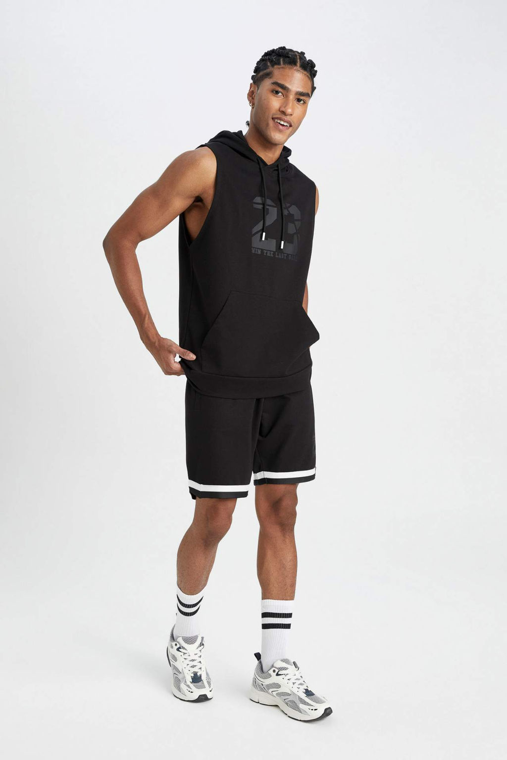 DeFactoFit Standart Fit K?sa Paca Bask?l? Sort  фото 2