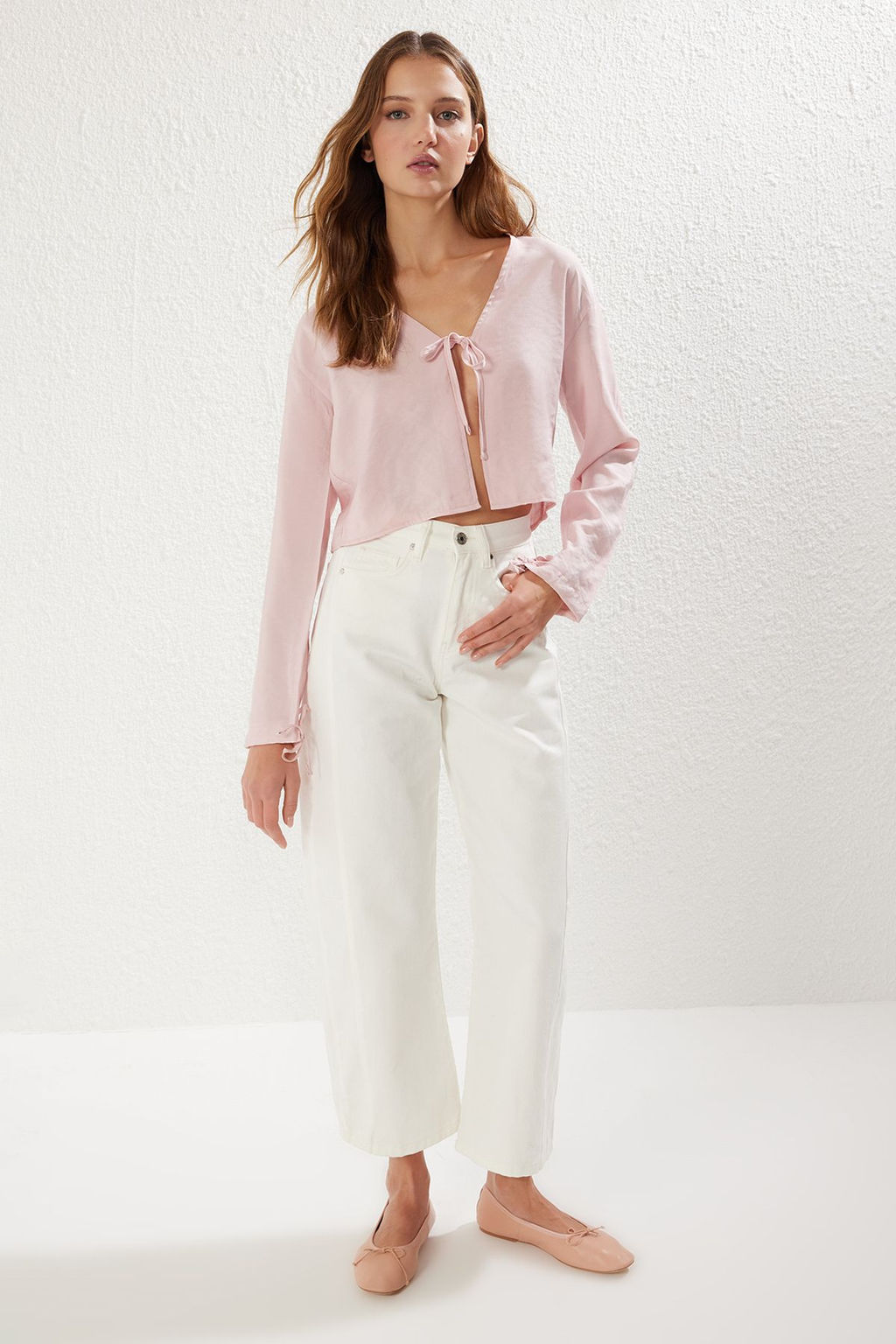Trendyolmilla Pembe Modal Baglama Detayl? Uzun Kollu Dokuma Bluz TWOSS25BZ00167