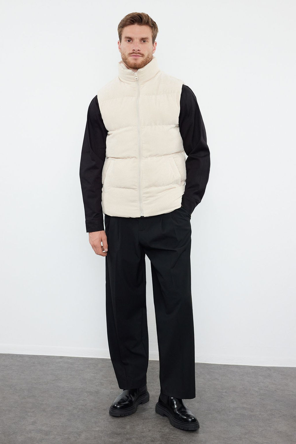 Trendyolmilla Man Siyah Erkek Regular Fit K?sl?k Kadife Yelek TMNAW23YE00013  фото 11
