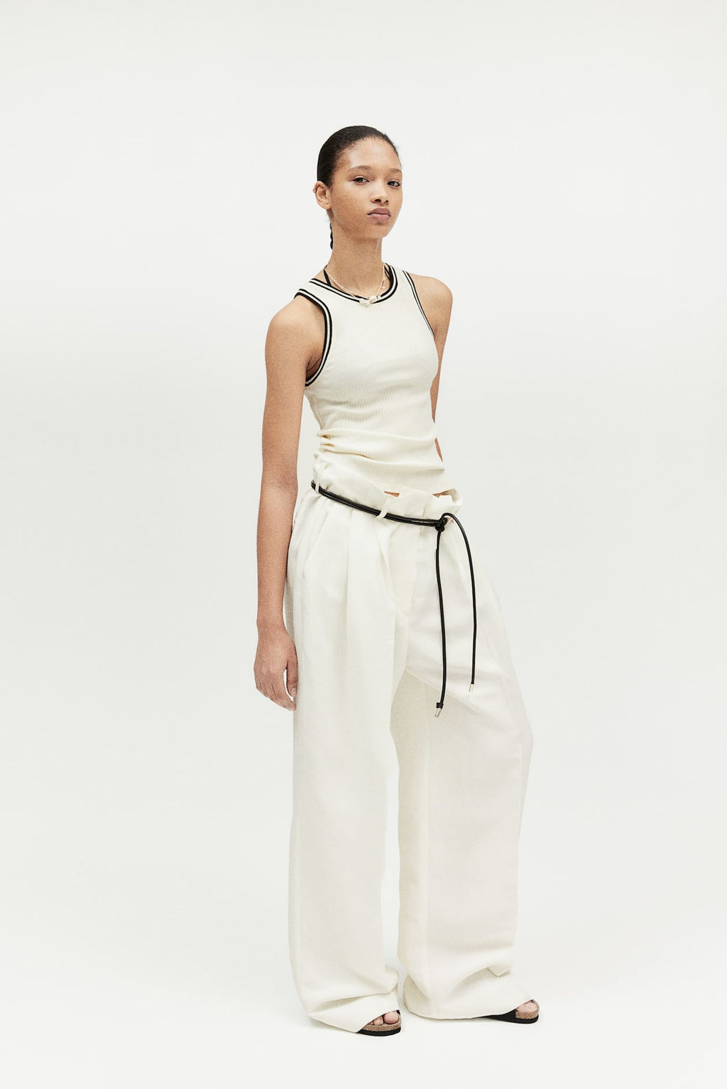 Top sin mangas en canale - H&m фото 3