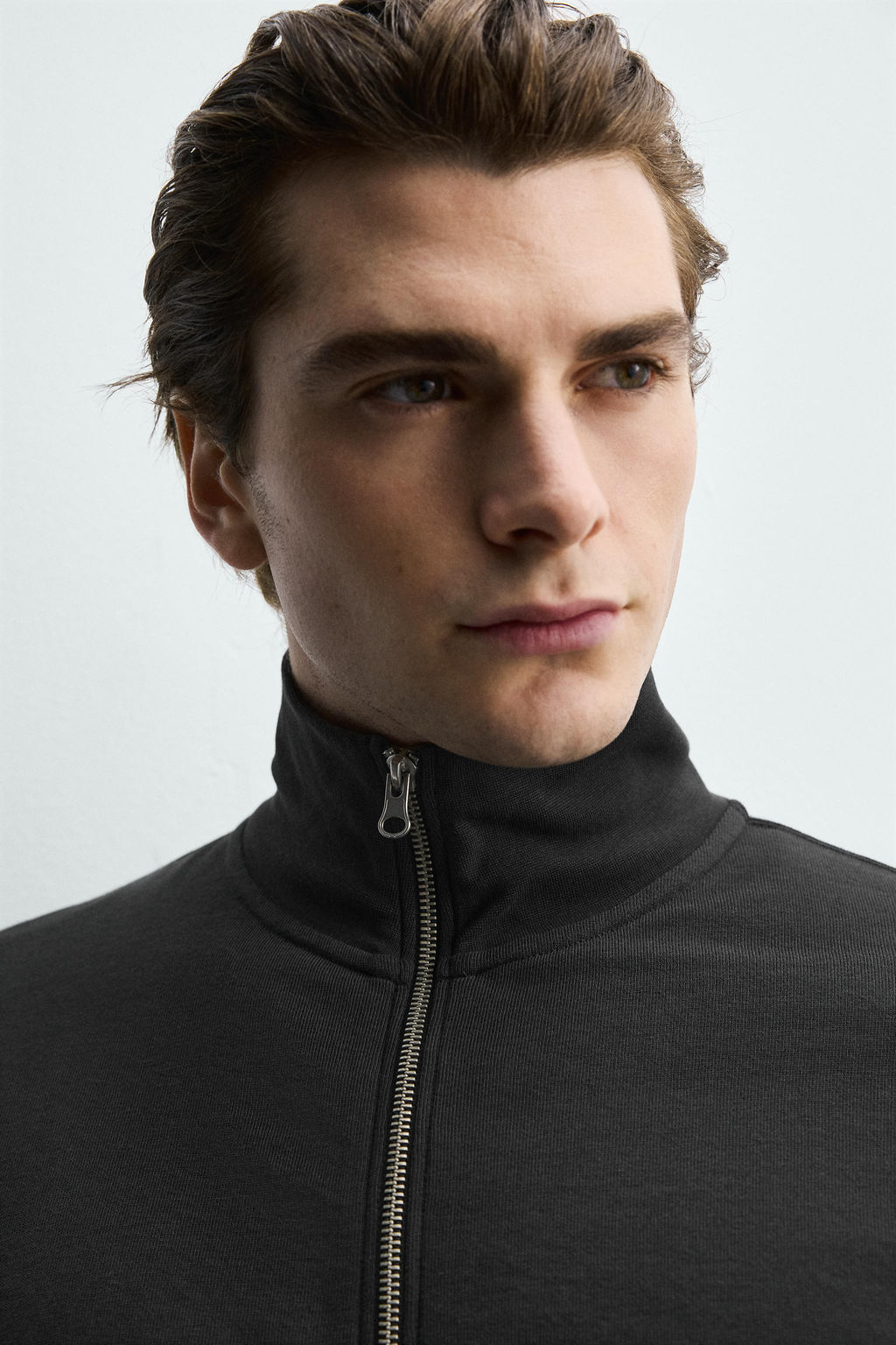 SUDADERA REGULAR FIT CREMALLERA / Gris antracita - Zara фото 7