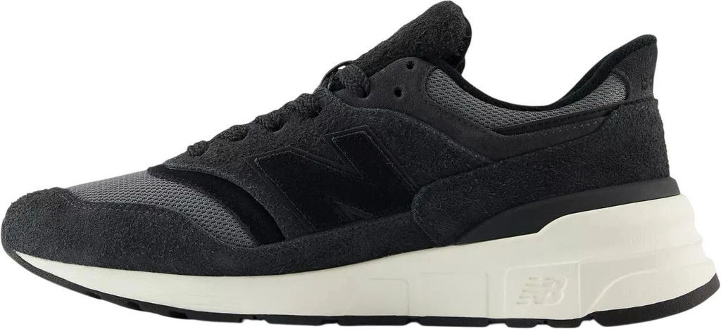 Кроссовки взрослые