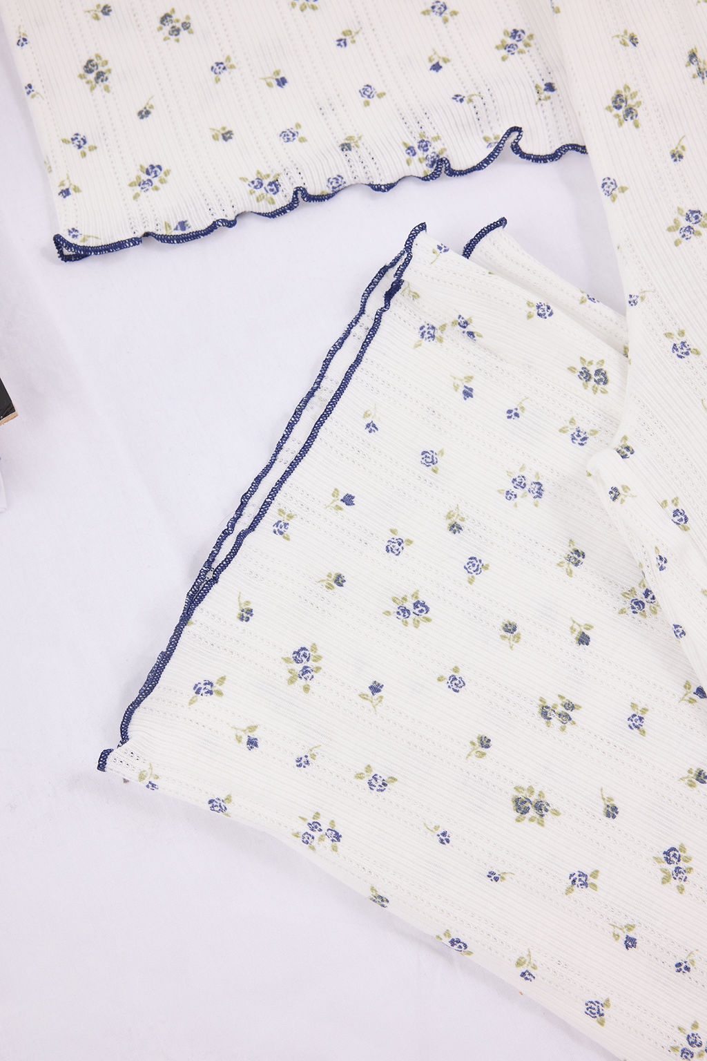 Beyaz %100 Pamuklu Cicekli Baby Overloklu Fitilli/Pointel Orme Pijama Tak?m? THMSS26PT00012 - Trendyolmilla фото 13