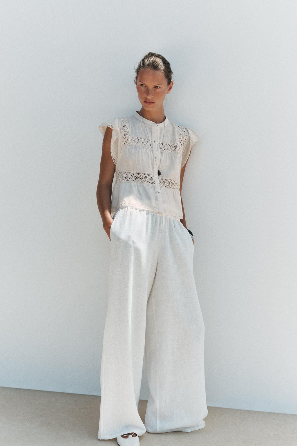 RUSTIC CROCHET LADDER STITCH TOP - Zara фото 9