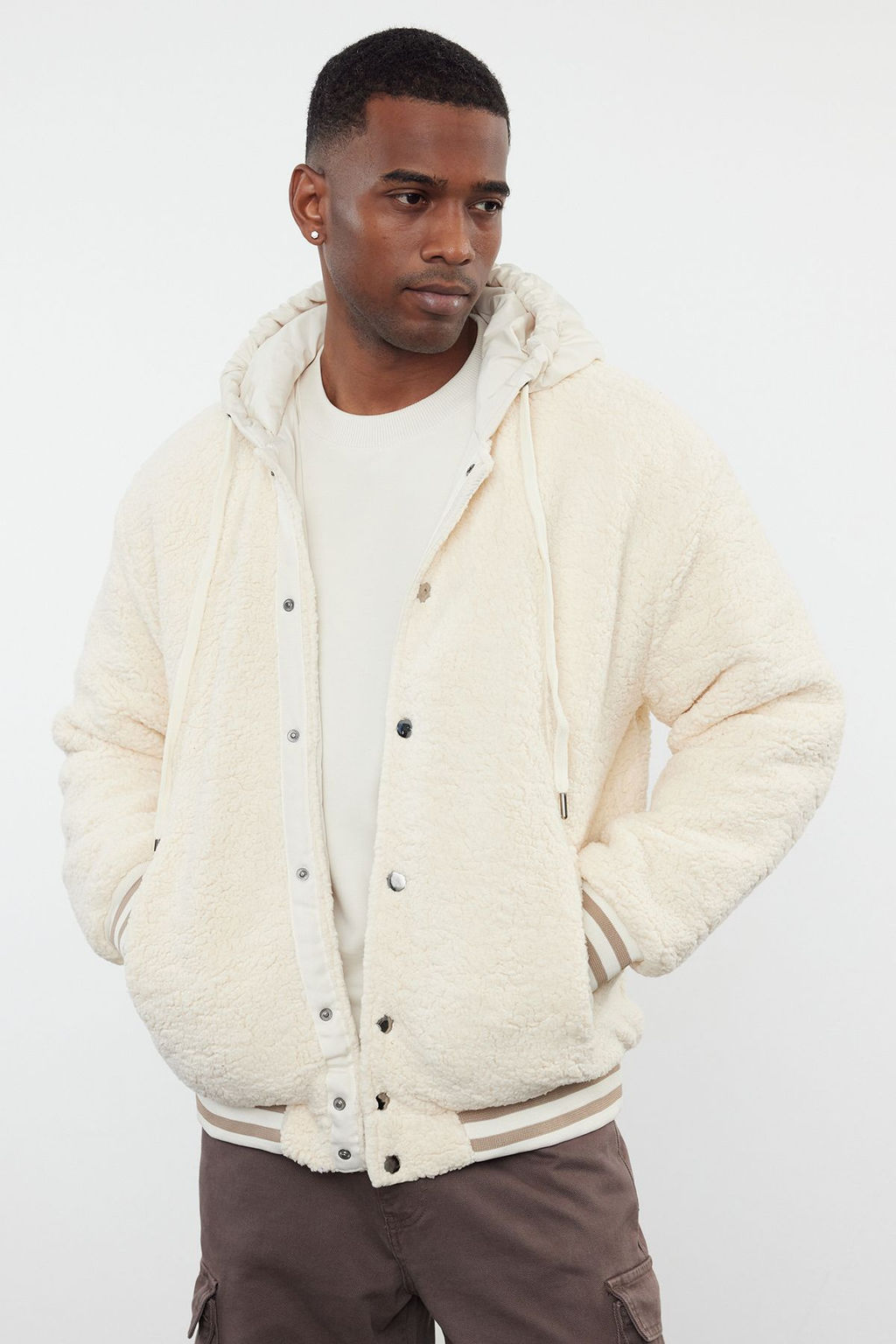 TRENDYOL MAN Ekru Unisex Relaxed Fit Lastik Detayl? Kapusonlu K?sl?k Mont TMNAW25MO00015 - Trendyolmilla фото 3