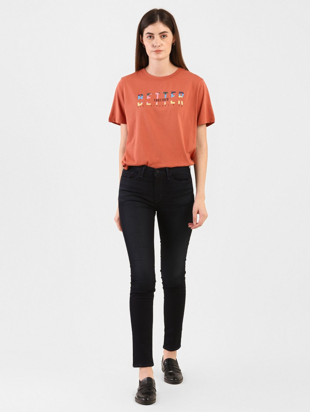 Джинсы женские