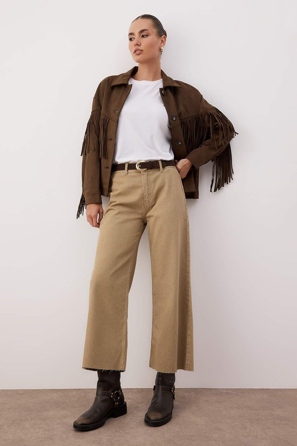 Koyu Mavi Orta Belli ve Beli Detayl? Pacas? Kesikli Culotte Bilek Boyu Jeans TWOAW26JE00045 - Trendyolmilla фото 7