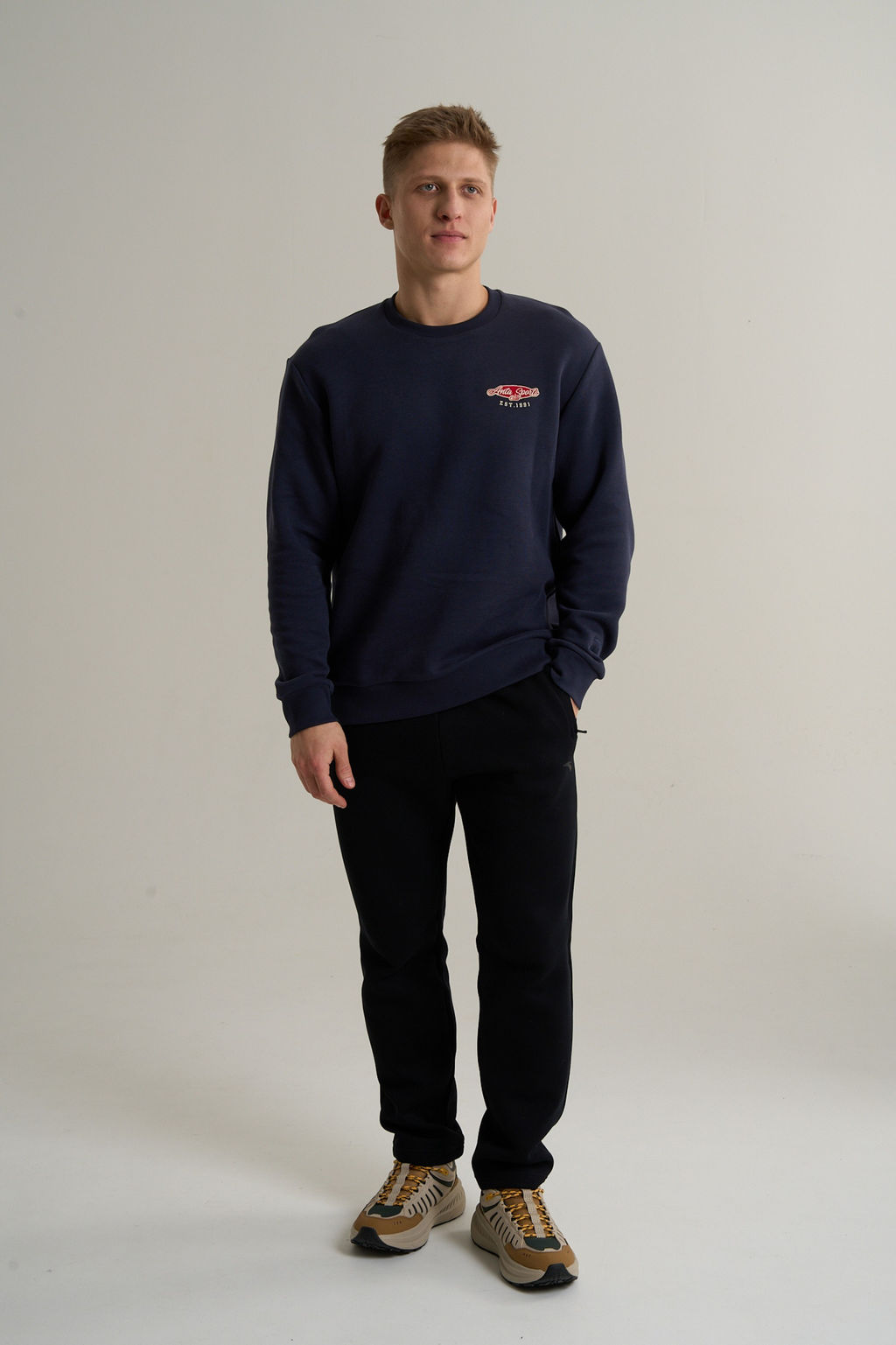 Брюки трикотажные Черный TRN ESSENTIAL Knit Track Pants - Anta фото 2