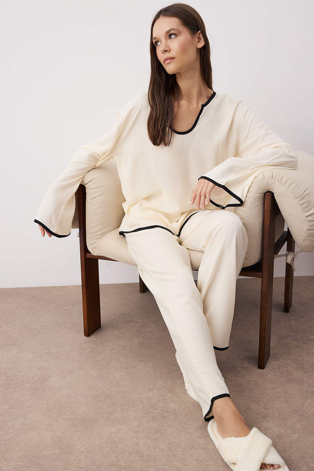 Ekru Biyeli Viskon Dokuma Pijama Tak?m? THMAW26PT00087 - Trendyolmilla фото 2